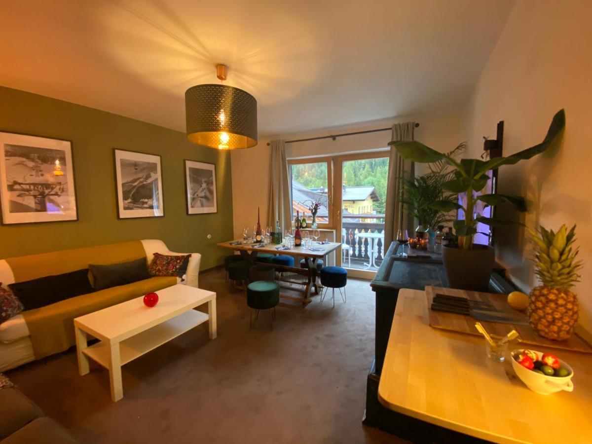 Cafe Schneider Appartments Σανκτ Αντόν αμ Άλμπεργκ Εξωτερικό φωτογραφία