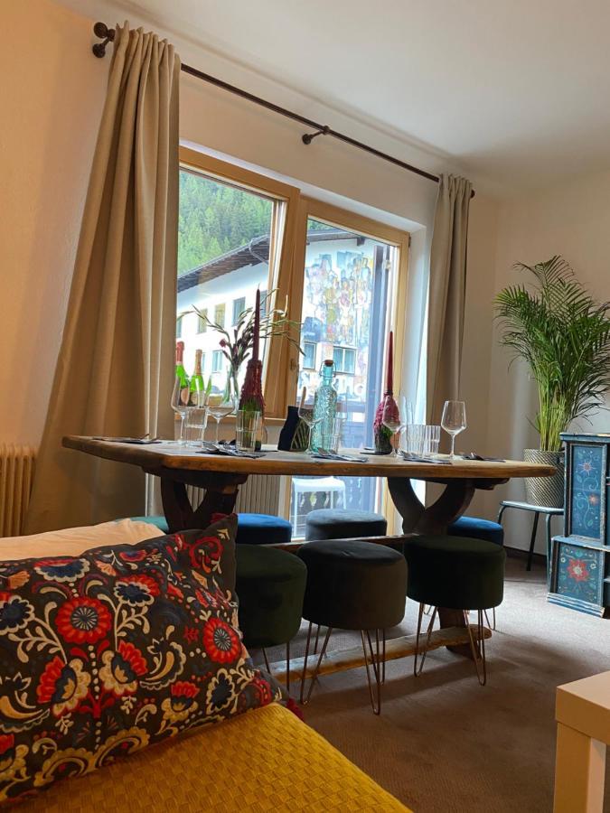 Cafe Schneider Appartments Σανκτ Αντόν αμ Άλμπεργκ Εξωτερικό φωτογραφία