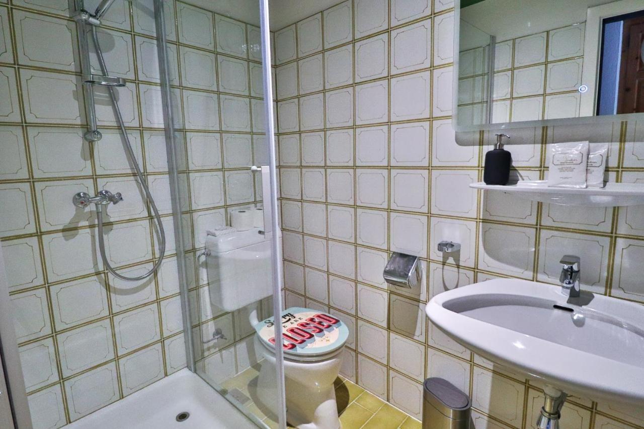 Cafe Schneider Appartments Σανκτ Αντόν αμ Άλμπεργκ Εξωτερικό φωτογραφία